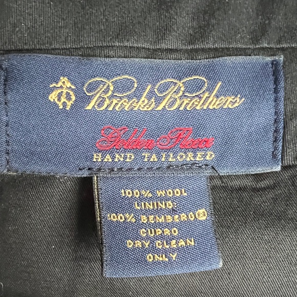 Brooks brothers grey and white pinstriped man’s suit, 100% wool, 43reg, 38 w - Picture 14 of 14